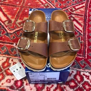 Arizona Big Buckle in antique brown with gold BNWT